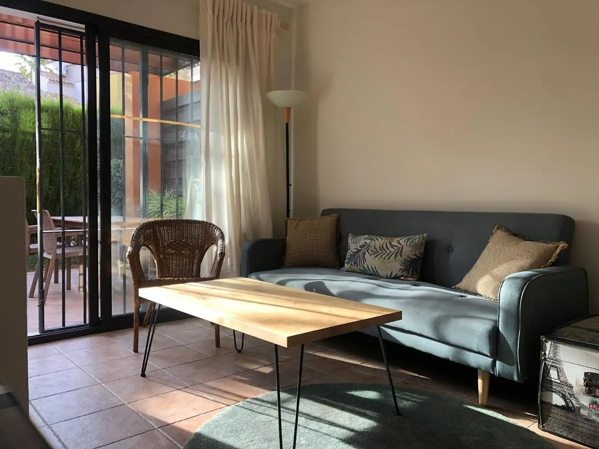Сasa de vacaciones Sol, playa y golf en urbanización de lujo. Villa Islantilla España