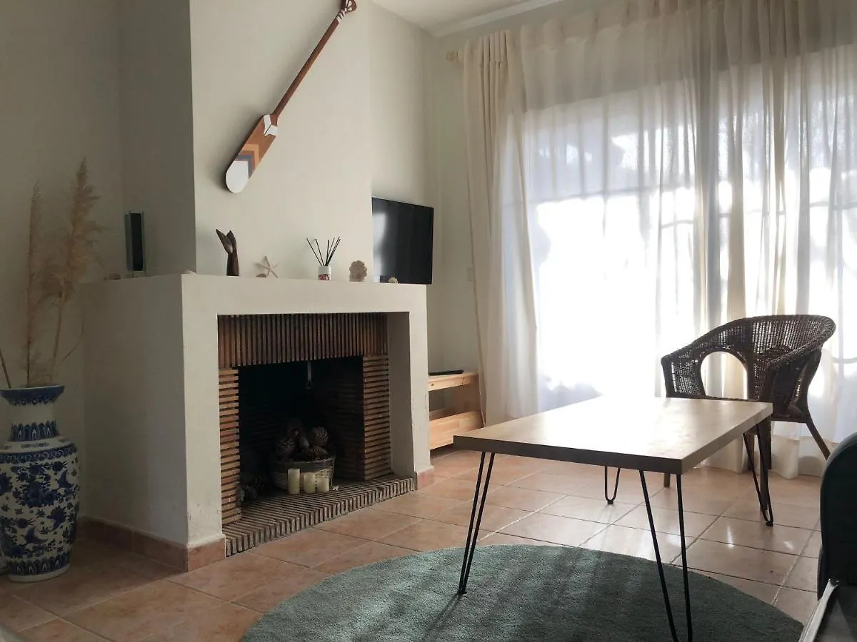 Sol, playa y golf en urbanización de lujo. Villa Islantilla Сasa de vacaciones