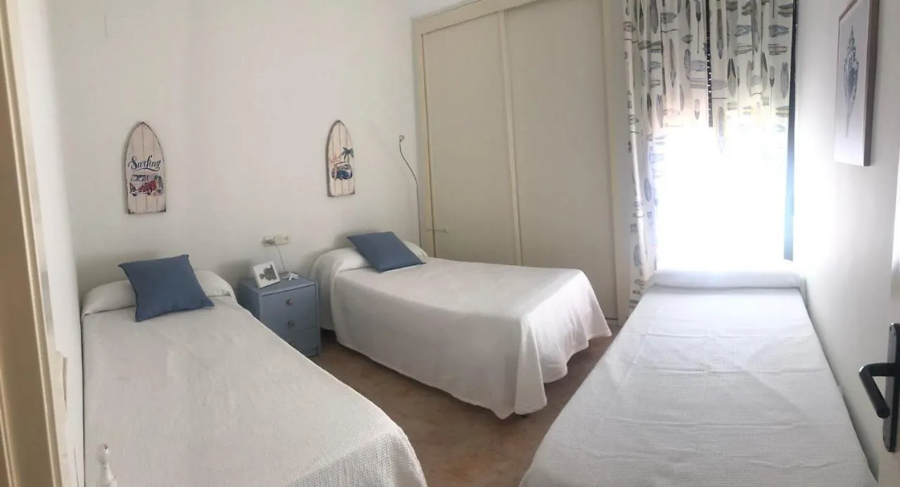 Sol, playa y golf en urbanización de lujo. Villa Islantilla Сasa de vacaciones