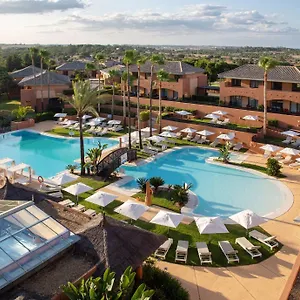 Doubletree By Hilton Golf Hotell